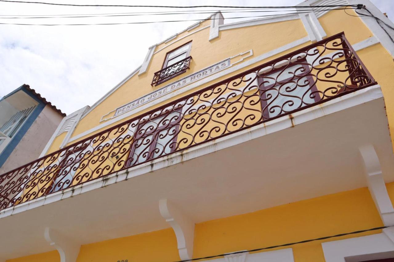 Апартаменты Pensao Jose Das Hortas Кошта-Нова Экстерьер фото